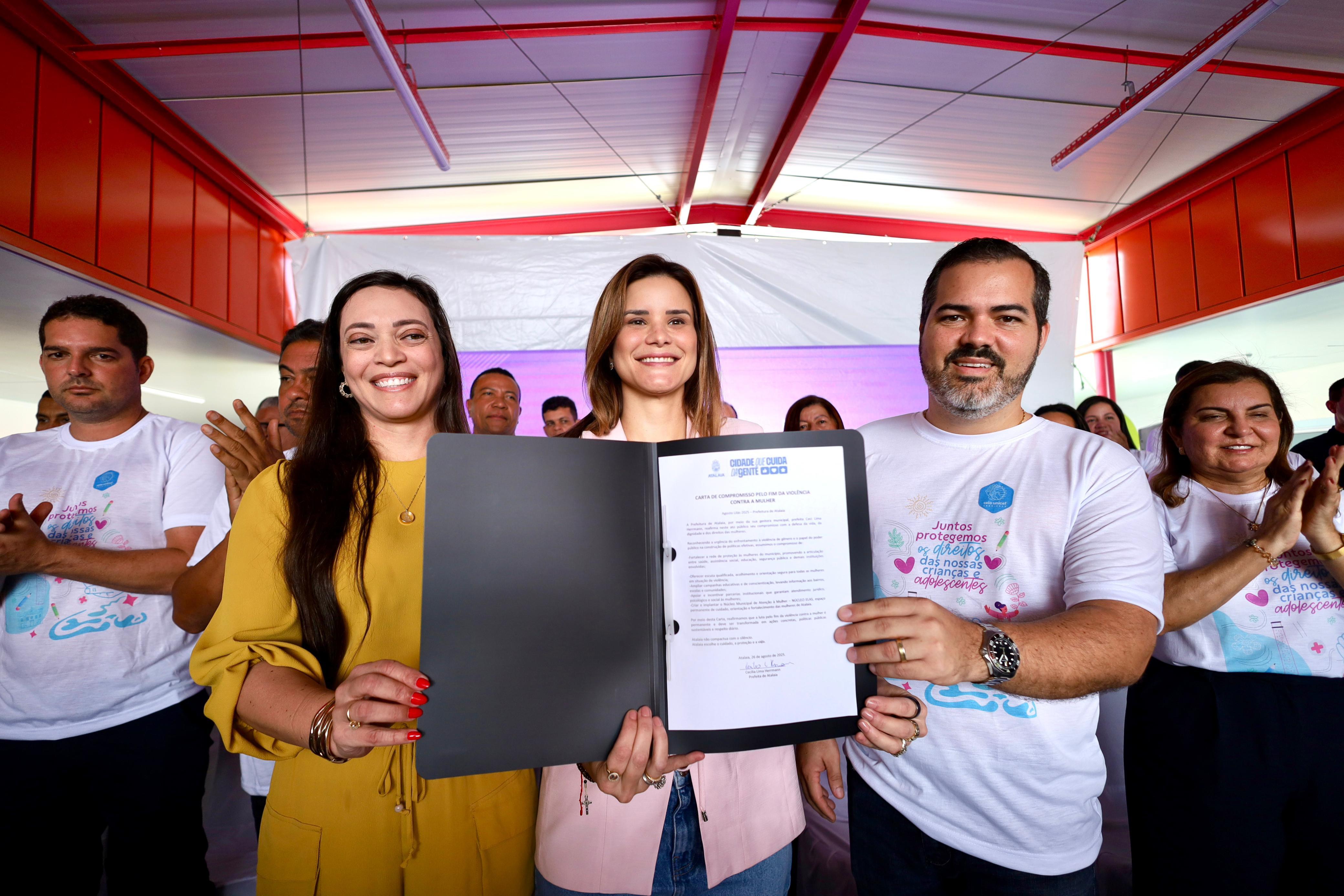 Prefeitura de Atalaia realiza lançamento do Selo UNICEF e anuncia novas ações de proteção às mulheres no Agosto Lilás